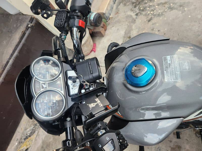 Honda cb 150f fro sale in Valencia Town lahore 6