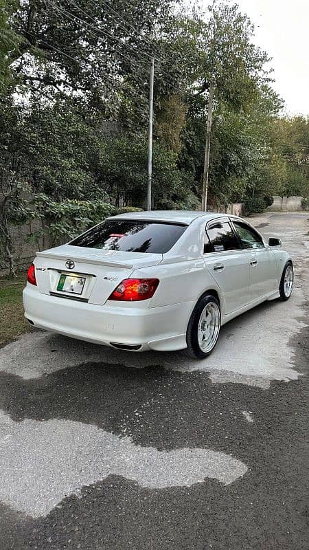 Toyota Mark X 2005 4