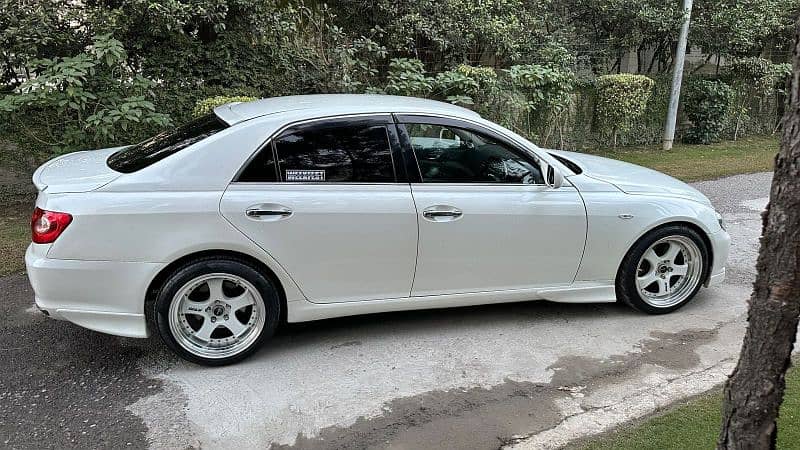 Toyota Mark X 2005 10