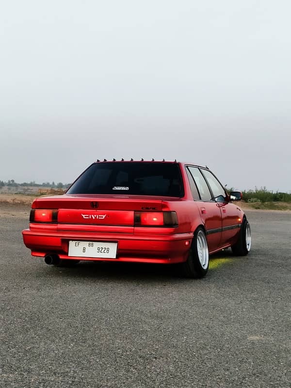 Honda Civic EF 1988 4