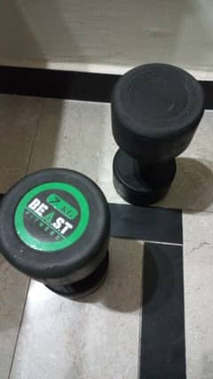 7kg dumbells pair