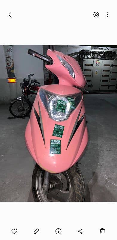 100cc Scooty company(united) 1