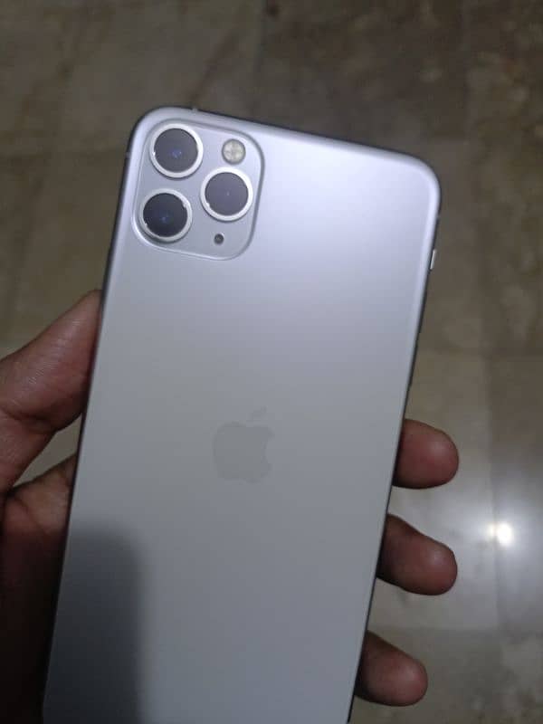 iphone 11 Pro Max 256 GB 10/10 Condition 03066217522 1