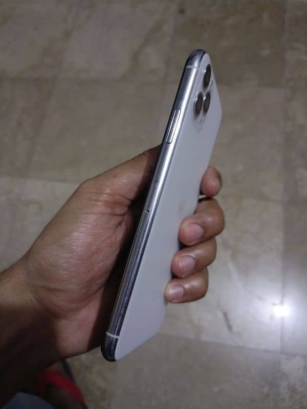 iphone 11 Pro Max 256 GB 10/10 Condition 03066217522 2