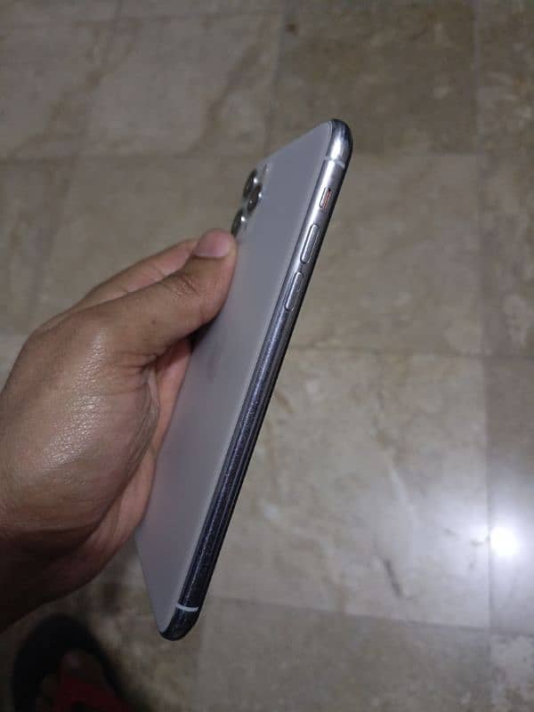 iphone 11 Pro Max 256 GB 10/10 Condition 03066217522 4