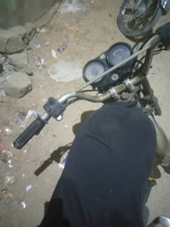 Honda 100 Karachi