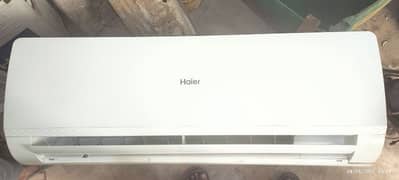 Haier 1 ton non inverter Gas lock mint condition