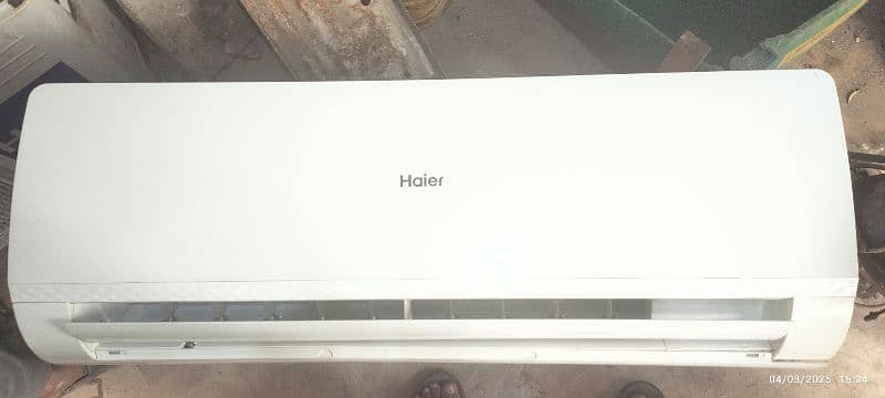 Haier 1 ton non inverter Gas lock mint condition 0