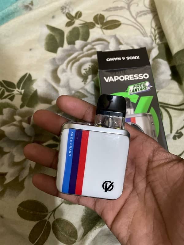 vaporesso xros nano 4 pod / vape box pack 2