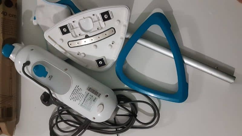 Russell Hobbs Steam Mop Slightly Used 3