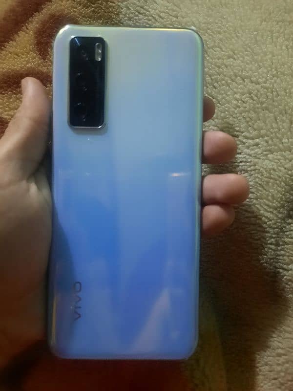 selling my v20se 8gb 128gb on display finger 10/10 1