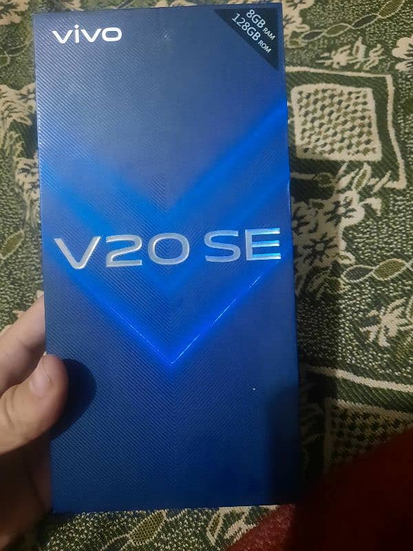 selling my v20se 8gb 128gb on display finger 10/10 7