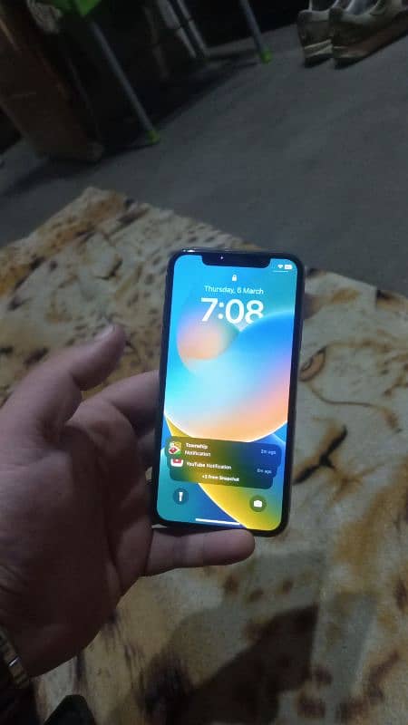 IPHONE X 256 GB FACTORY UNLOCK 10/9 2