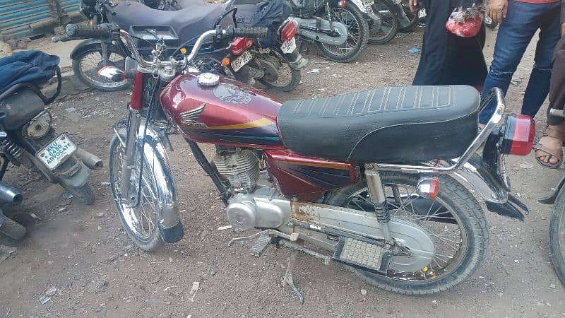 Honda 125cc bike 14