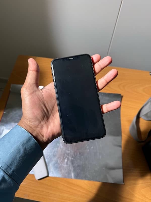 iphone 11 pro max Non Pta 256 Gb 6