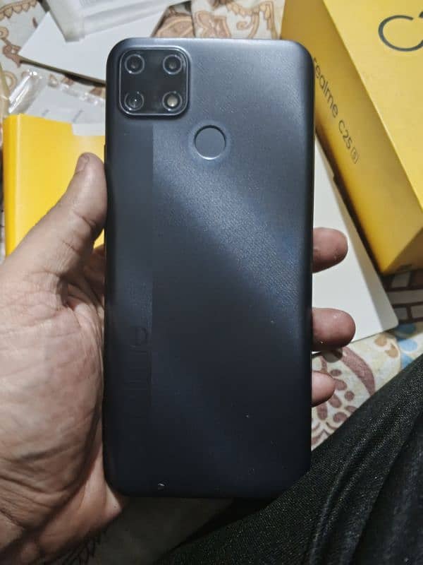 realme c25S 4 128 2