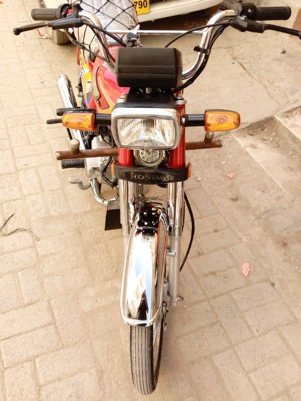 HONDA CD70 FOR SELL 2