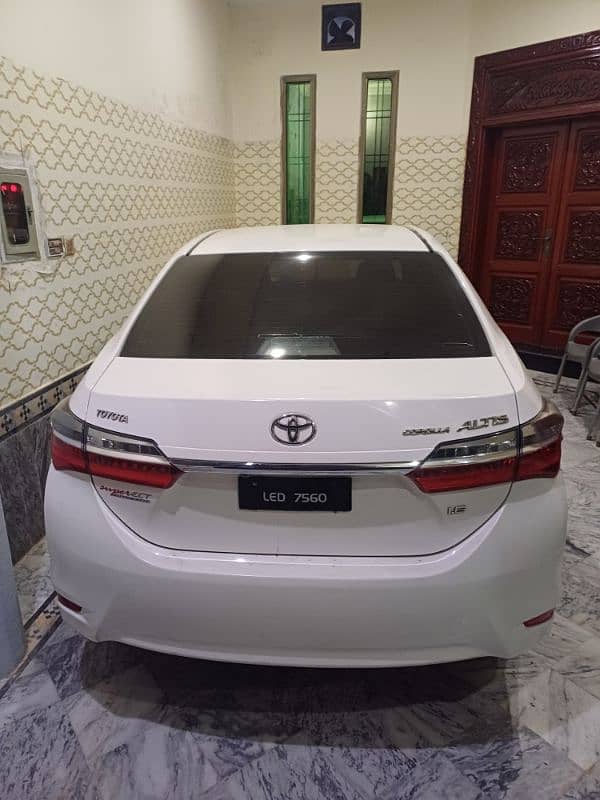 Toyota Corolla Altis 2019 1