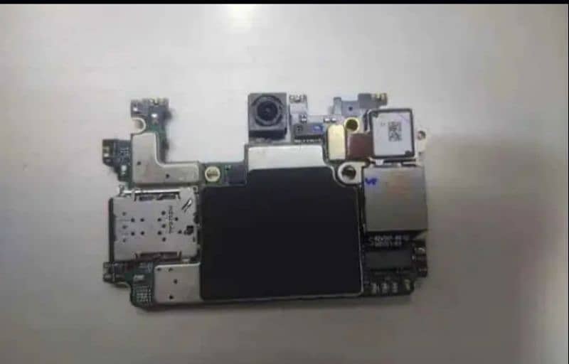 Samsung Z3 Flip 8/256 official approved board 1