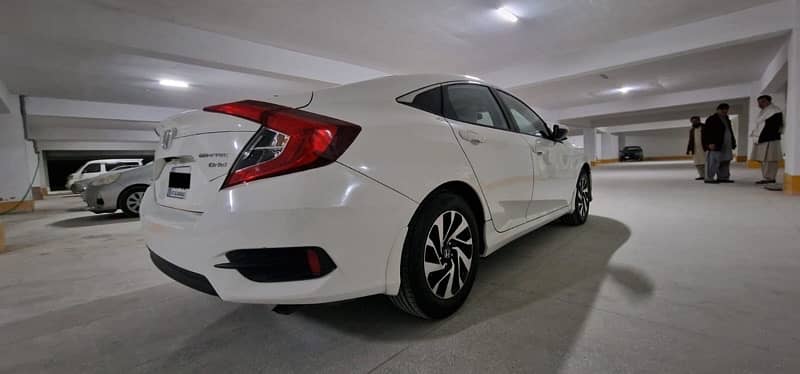 Honda Civic VTi Oriel Prosmatec 2016 4