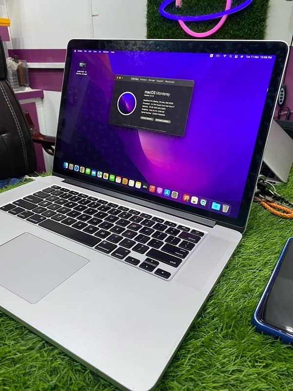 APPLE MACBOOK PRO 2015 i7 15 inc |Only Whatsapp 03215984936 4