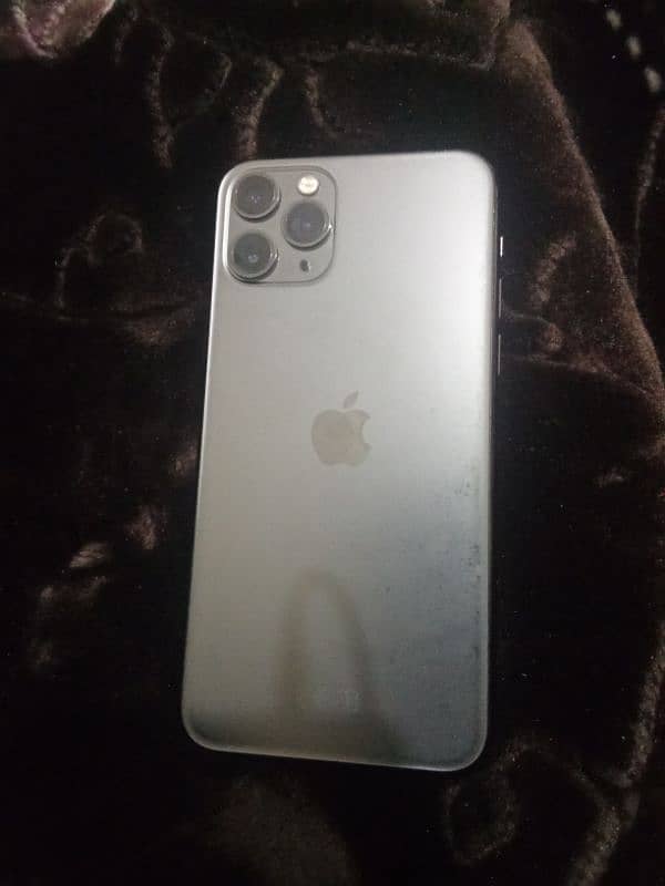 Apple I phone 11 pro 0