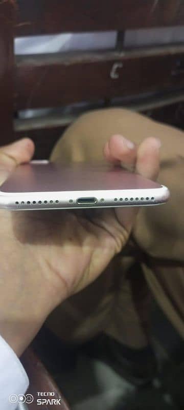 l phone 7 plus pta approved 2