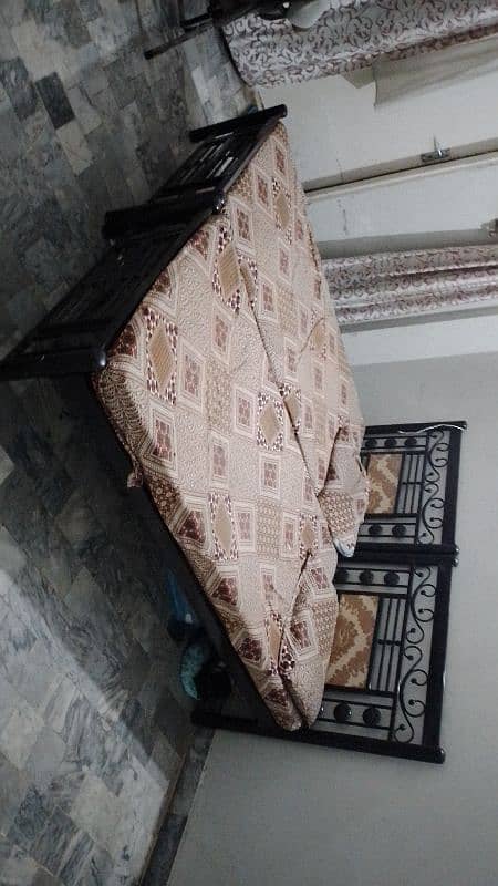 Two Single Iron Bed with Mattress 3