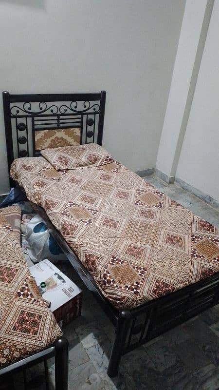 Two Single Iron Bed with Mattress 5