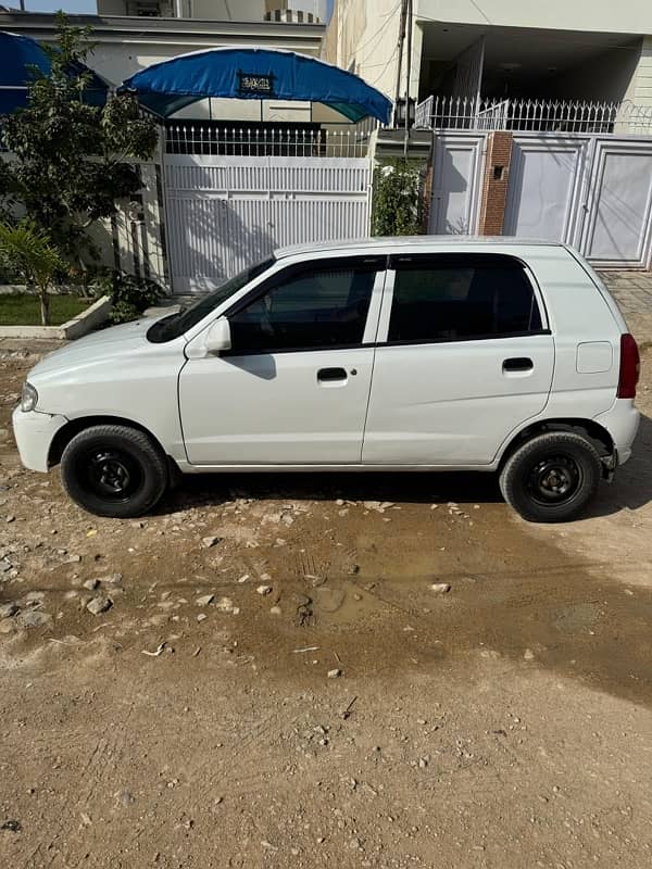 Suzuki Alto 2012 3