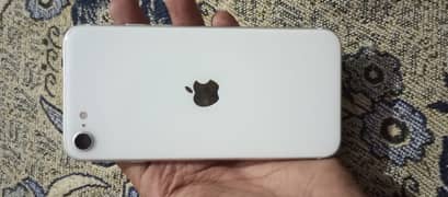 iphone se 2020 hai all okay non pta