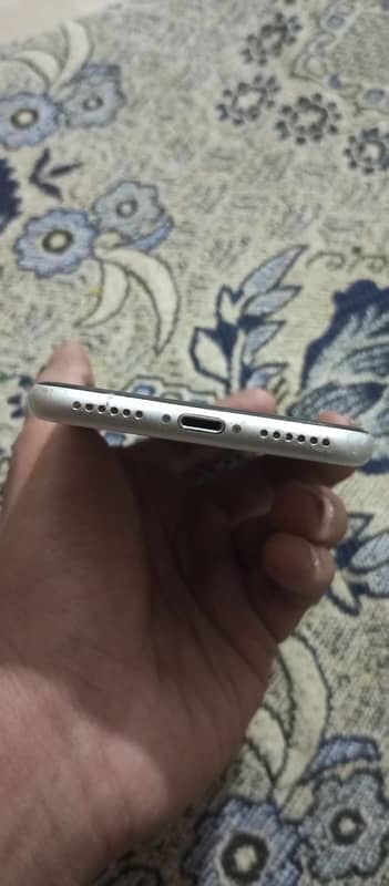 iphone se 2020 hai all okay non pta 2