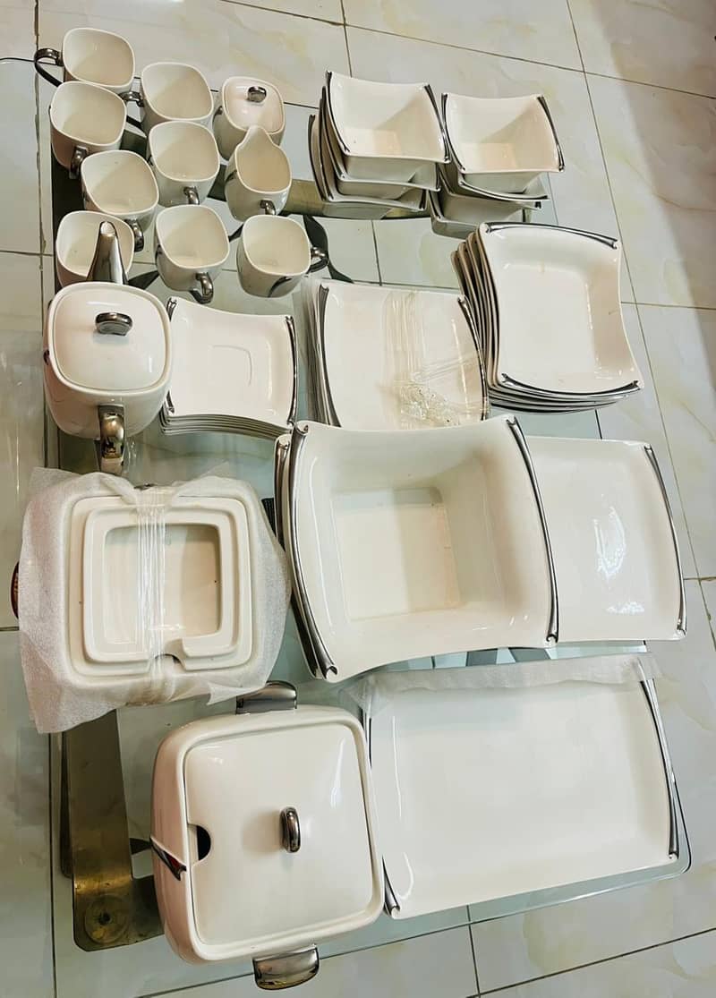 Brand new Dinner sets 9