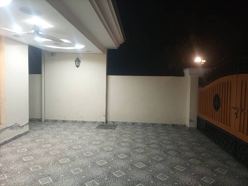 10 Marla Lock Option For Rent Available In Bahria Town 14