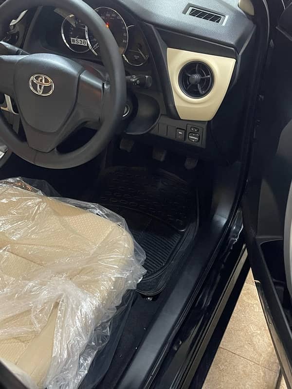 Toyota Corolla GLI 2019 TOTAL GENUINE 10