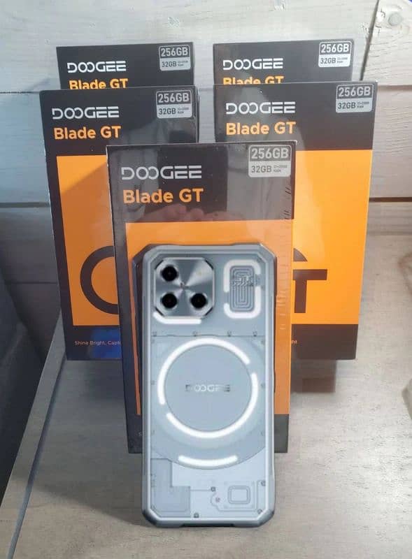 brand-new dogee blade gt rugged phones water heat dust proof. c 7