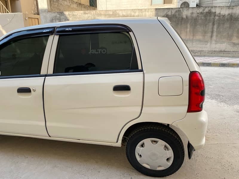 Suzuki Alto 2012 5