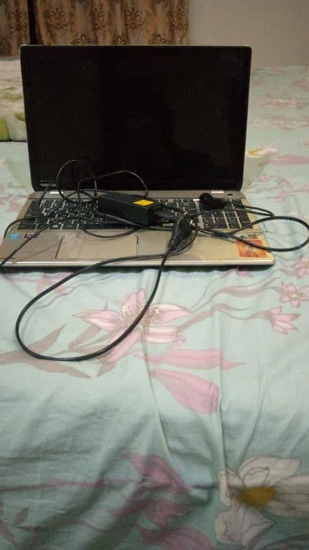laptop 4gb ram 2gb graphic cad i5 4th generation hard disk not install 2