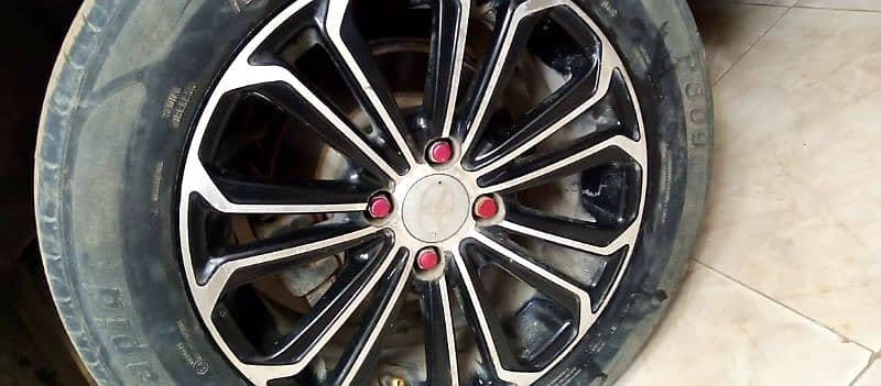 SLIGHTLY USED 15 inch rims for sell VERY BEAUTIFUL 03142596871 0