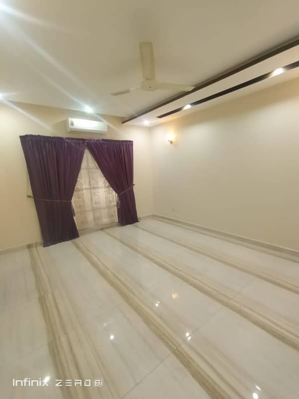 ONE KANAL HOUSE FOR RENT 3