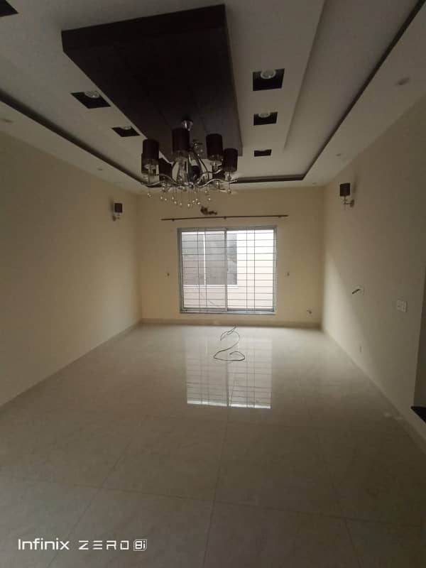 ONE KANAL HOUSE FOR RENT 24