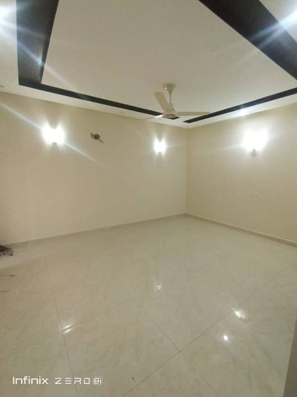 ONE KANAL HOUSE FOR RENT 34