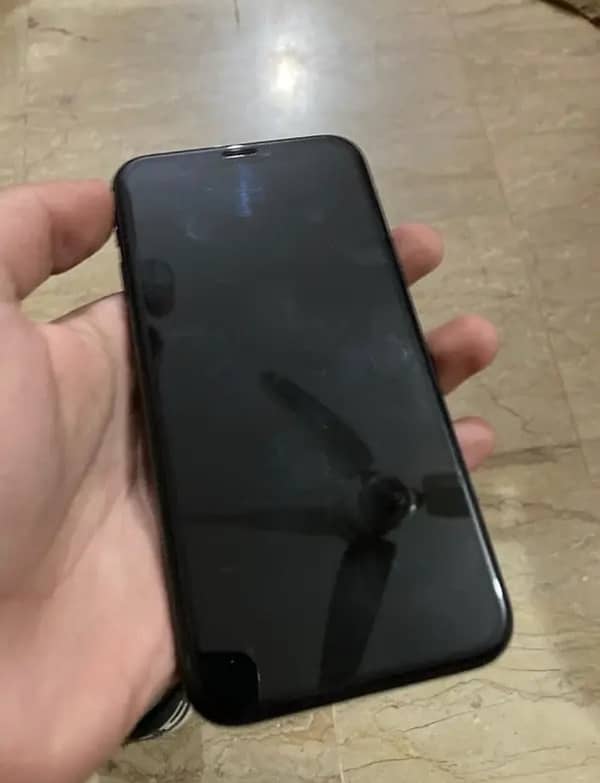 iphone 11 pro 0