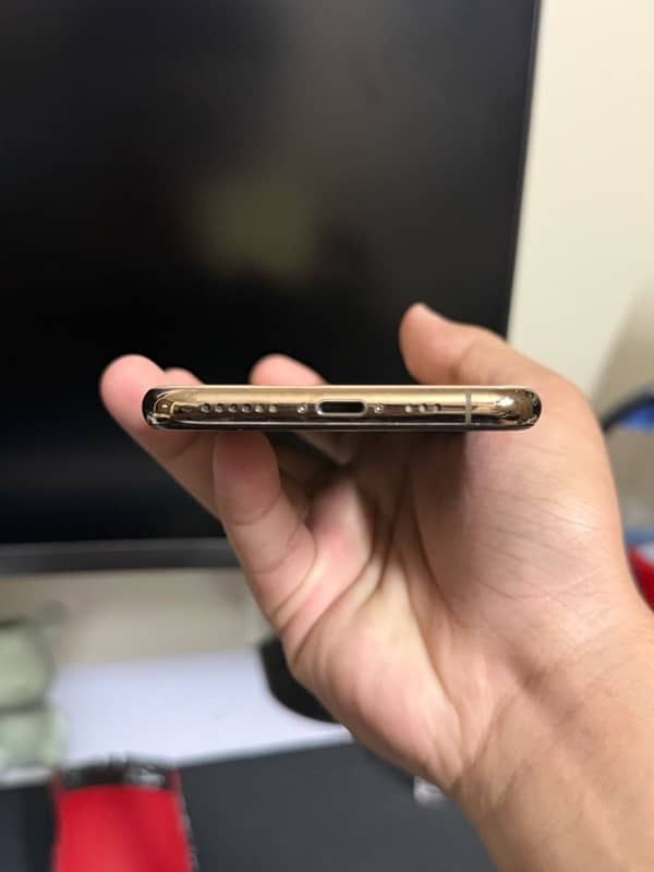 iPhone XS Gold PTA Approved 1