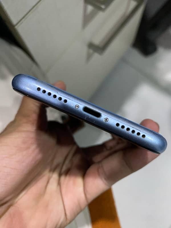 iPhone Xr Dual PTA 1