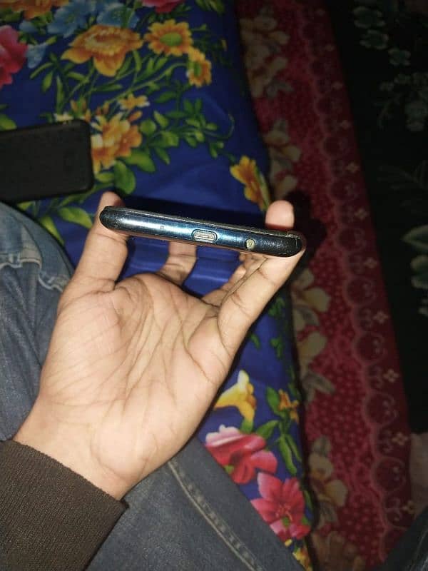 Tecno pova 6/128gb exchange possible only phone hai 4