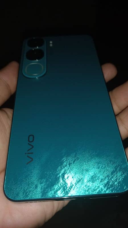 vivo y200 purchase 3 days ago just box open 1