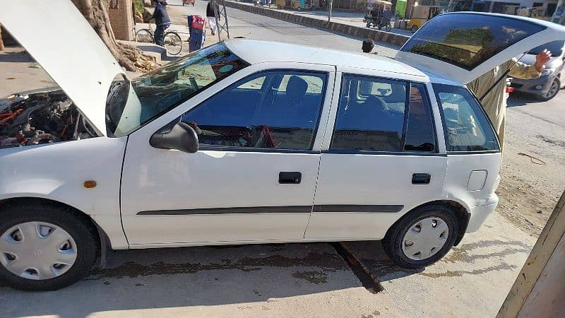 Suzuki Cultus 2014 7