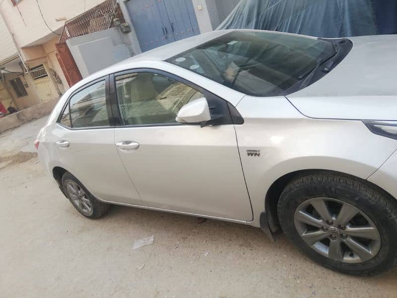 Toyota Corolla Altis 2016 urgent 1