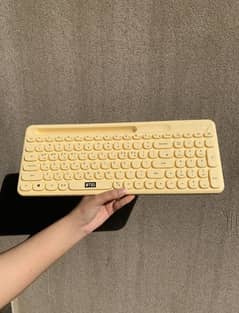 [BTS] Line Friends BT21 Wireless Bluetooth Keyboard